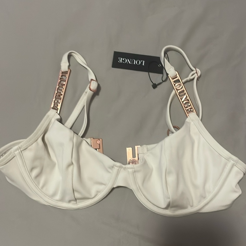 Lounge brand bikini top. Absolutely new